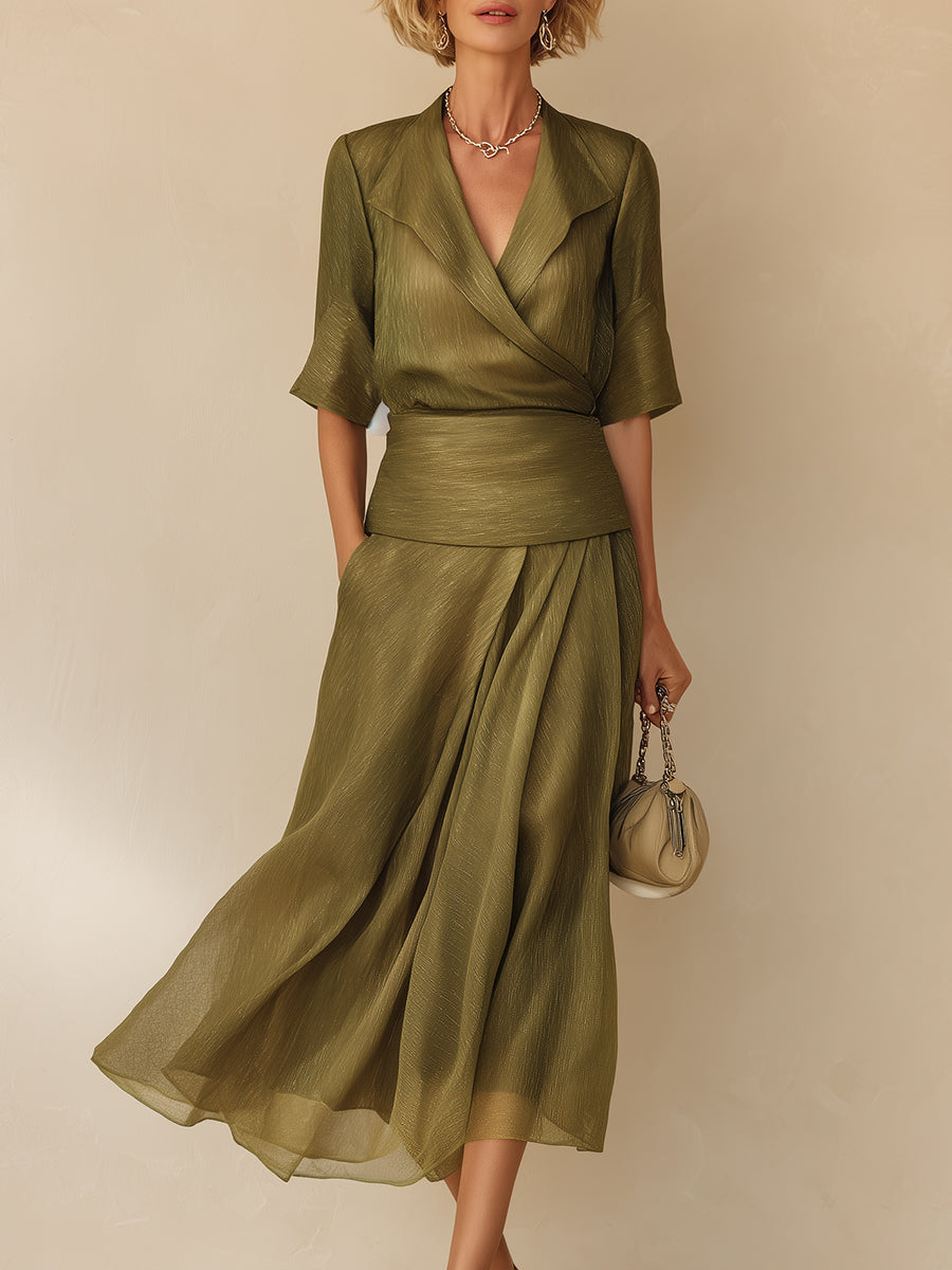 Elegant Short-Sleeve Shirt and Skirt Set with a Notched Collar